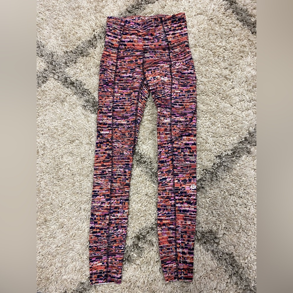 4055 - EUC- 🍋 Lululemon Fast & Free Tight - 25” Flash Pleat Orange Multi color